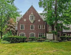 Pre-foreclosure in  Suffolk Dr Highland Park, MI 48203