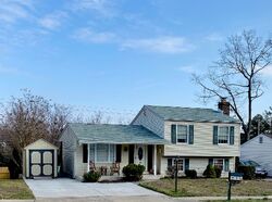 Pre-foreclosure in  Saxon Cir Nottingham, MD 21236