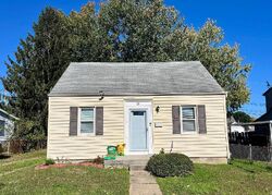 Pre-foreclosure in  Plateau Rd Essex, MD 21221