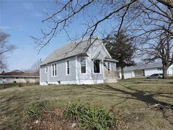  S 4th Ave, Winterset IA