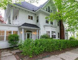 Pre-foreclosure in  W 2nd St Muscatine, IA 52761