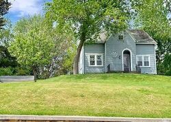  N 5th St, Clinton IA
