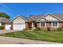  Liberty Ln, Carlisle IA