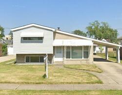 Pre-foreclosure in  Herbert Ave Berkeley, IL 60163
