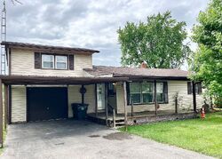 Pre-foreclosure in  Scott St Hope, IN 47246