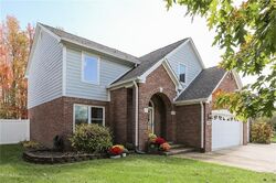 Pre-foreclosure in  Red Oak Dr Franklin, IN 46131
