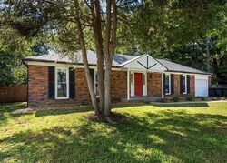 Pre-foreclosure in  Congress Ct Jeffersonville, IN 47130