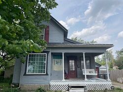 Pre-foreclosure in  W Market St Nappanee, IN 46550