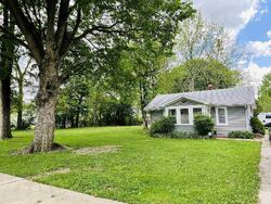 Pre-foreclosure in  Westward Dr Fort Wayne, IN 46809