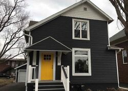 Pre-foreclosure in  N Cherry St Galesburg, IL 61401