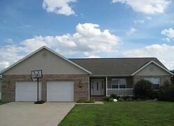  Linden Dr, Aviston IL