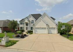 Pre-foreclosure in  POINTE DR Orland Park, IL 60467