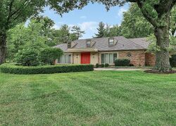 Pre-foreclosure in  Ladue Estates Dr Saint Louis, MO 63141