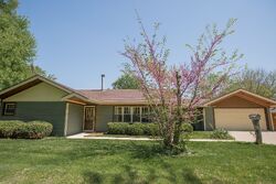 Pre-foreclosure in  S Natchez Ave Worth, IL 60482