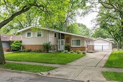 Pre-foreclosure in  Warwick St Park Forest, IL 60466