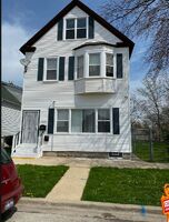 Pre-foreclosure in  S Green St Riverdale, IL 60827