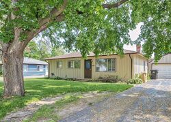 Pre-foreclosure in  Country Ln Mchenry, IL 60051