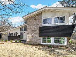Pre-foreclosure in  Chestnut St Park Forest, IL 60466