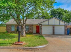Pre-foreclosure in  Isaac Dr Oklahoma City, OK 73130