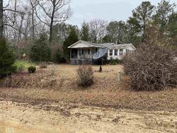 Pre-foreclosure in  Trawick Rd Sandersville, GA 31082