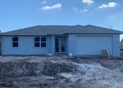 Pre-foreclosure in  40th St Sw Lehigh Acres, FL 33976