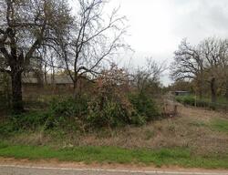 Pre-foreclosure in  E Wilshire Blvd Oklahoma City, OK 73121