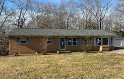 Pre-foreclosure in  Dallas Cherryville Hwy Cherryville, NC 28021