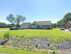 Pre-foreclosure in  Pine St Eddyville, KY 42038
