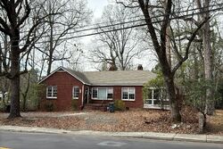 Pre-foreclosure in  Griffith Rd Monroe, NC 28112