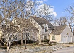 Pre-foreclosure in  S Glenview Ln Olathe, KS 66061