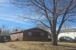 Pre-foreclosure in  S Kessler Ave Wichita, KS 67217