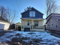 Pre-foreclosure in  Taylor Ct Ionia, MI 48846
