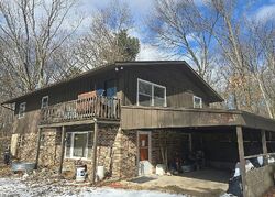 Pre-foreclosure in  Bedford Rd N Battle Creek, MI 49017