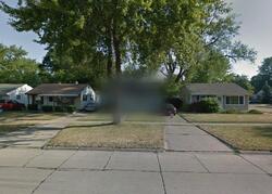 Pre-foreclosure in  W Lincoln Ave Madison Heights, MI 48071