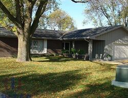 Pre-foreclosure in  Comanche Ct Sioux City, IA 51104