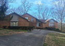 Pre-foreclosure in  Sugarwood Dr Knoxville, TN 37934
