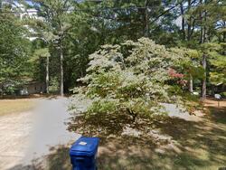 Pre-foreclosure in  Guinivere Dr Albertville, AL 35950
