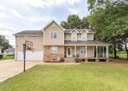 Pre-foreclosure in  Alexandria Heights Cir Alexandria, AL 36250