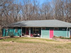 Pre-foreclosure in  Julletta Cir Bella Vista, AR 72715