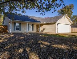 Pre-foreclosure in  Aster Ave Farmington, AR 72730
