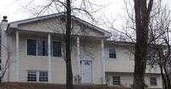 Pre-foreclosure in  WAYNE DR Poughkeepsie, NY 12601