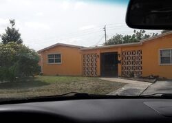 Pre-foreclosure in  Embassy Blvd Hollywood, FL 33023