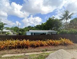 Pre-foreclosure in  Ne 27th Dr Fort Lauderdale, FL 33334