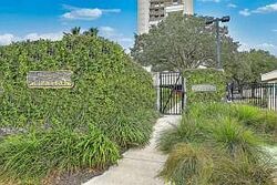 Pre-foreclosure in  Concord St a Charleston, SC 29401