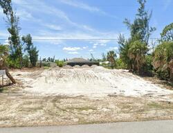 Pre-foreclosure Listing in Sunbury Dr PORT CHARLOTTE, FL 33981