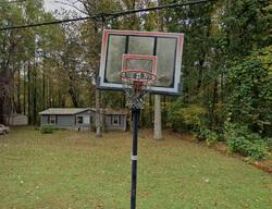 Pre-foreclosure in  Creek Trl Se Acworth, GA 30102
