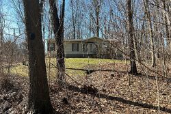  Waldorf Rd, Delton MI
