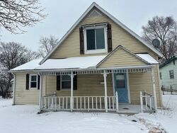  N Monticello St, Winamac IN