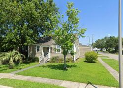 Pre-foreclosure in  Santa Ana Ave New Orleans, LA 70121