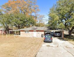 Pre-foreclosure in  Saint Lawrence Dr Baton Rouge, LA 70811